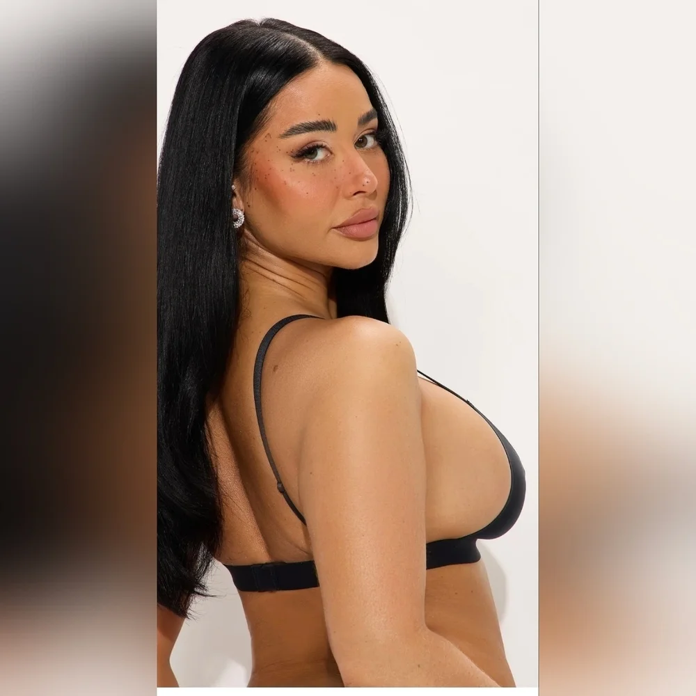 Fashion Nova Sleek Black Triangle Bralette - Picture 3 of 6